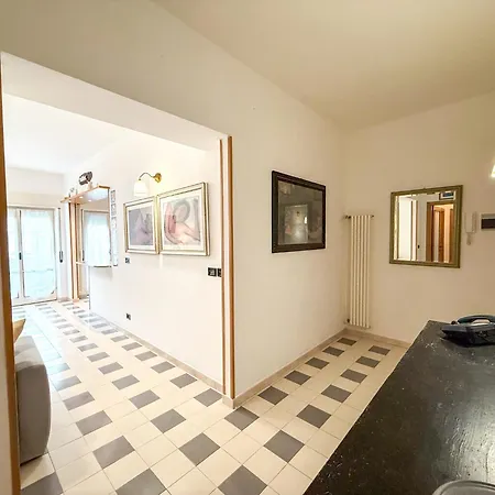 アパート San Marino Apartment, Deluxe Superior Rif A775 サン・ベネデット・デル・トロント