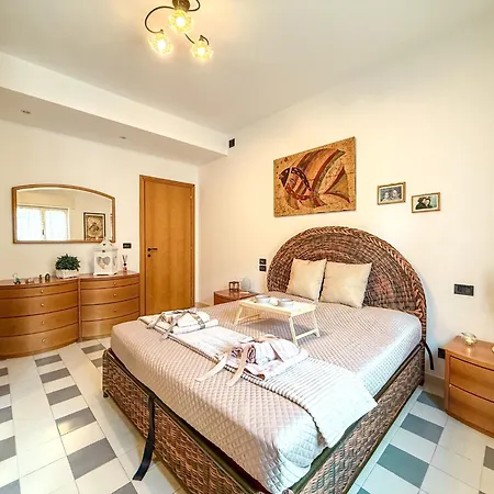 San Marino Apartment, Deluxe Superior Rif A775 アパート サン・ベネデット・デル・トロント