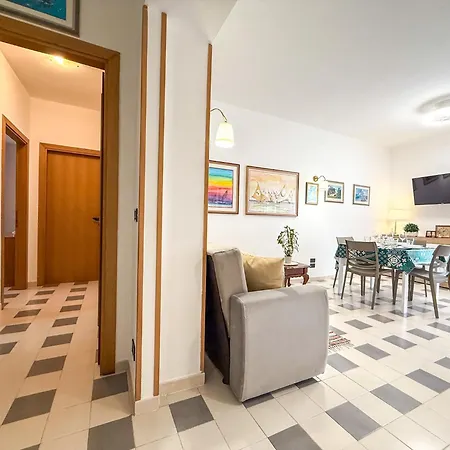 San Marino Apartment, Deluxe Superior Rif A775 アパート *